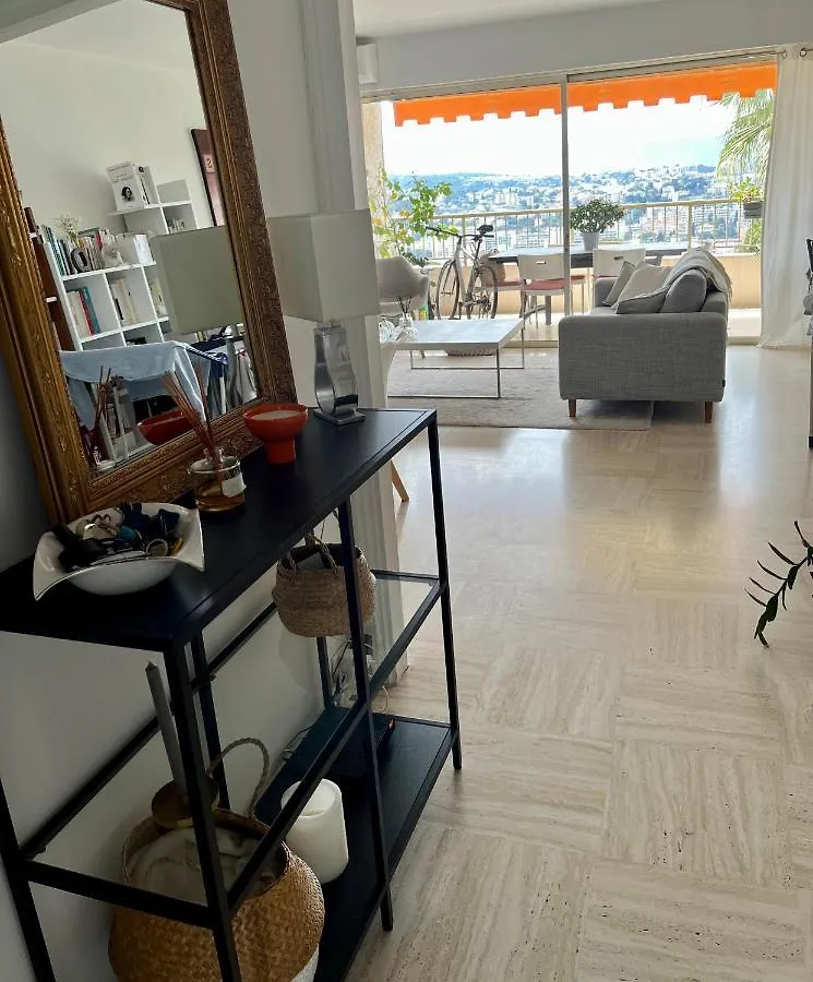 Au Calme, Dans La Verdure, Vue Panoramique Sur Cannes Le Cannet 0*,  Francie